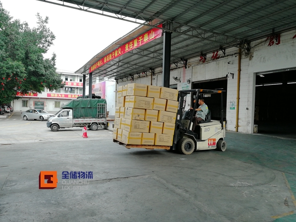 5ce17febe902a 无人时期-人机协同才是仓储物流的正路