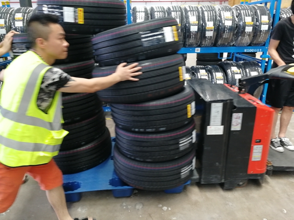EBET易博为汽配客户提供珠三角多点拼车