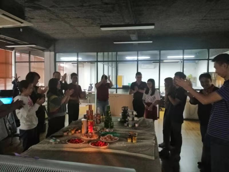 仓储公司生日会 仓储公司生日会