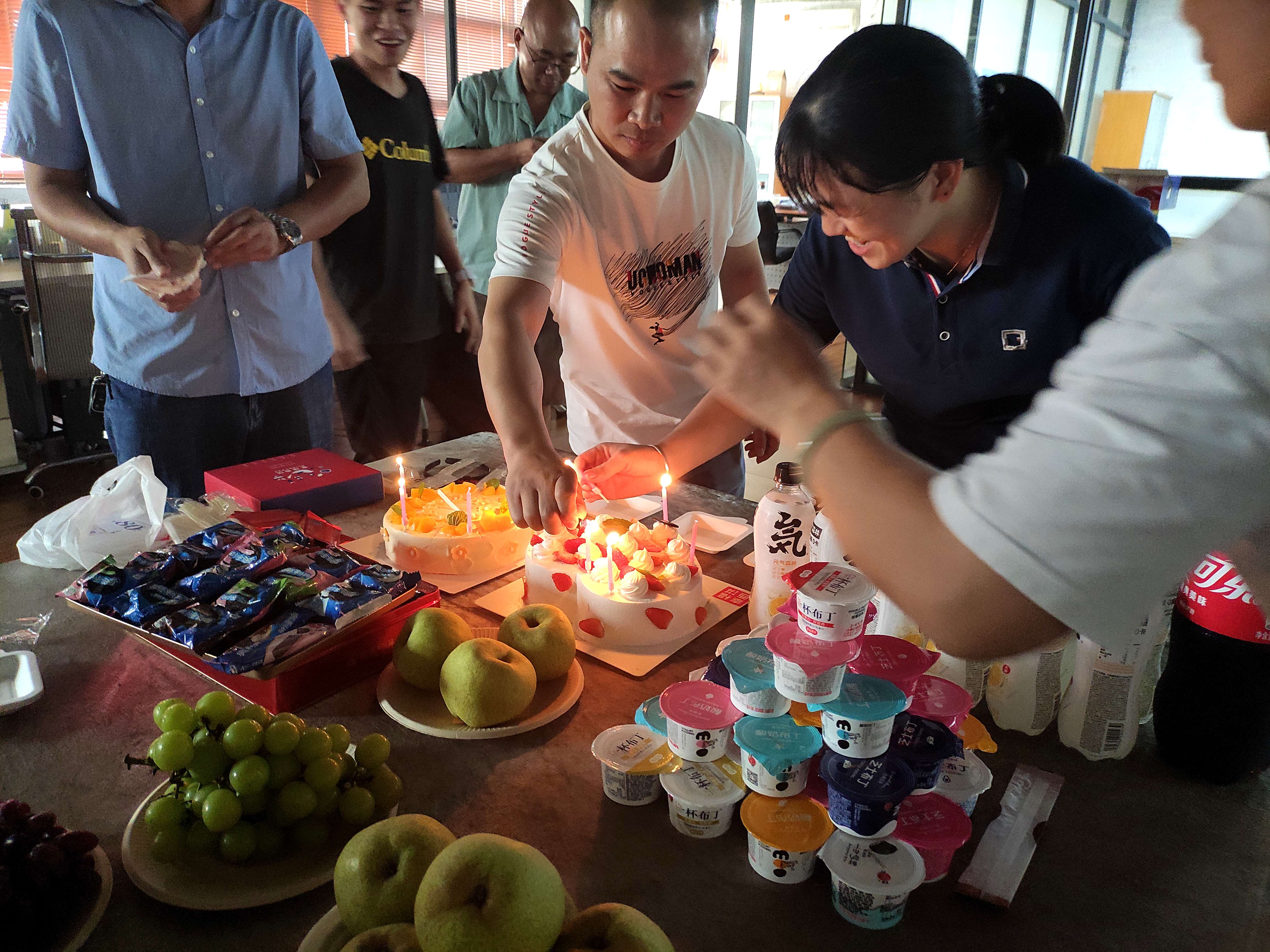 拉萨仓库生日会 拉萨仓库生日会