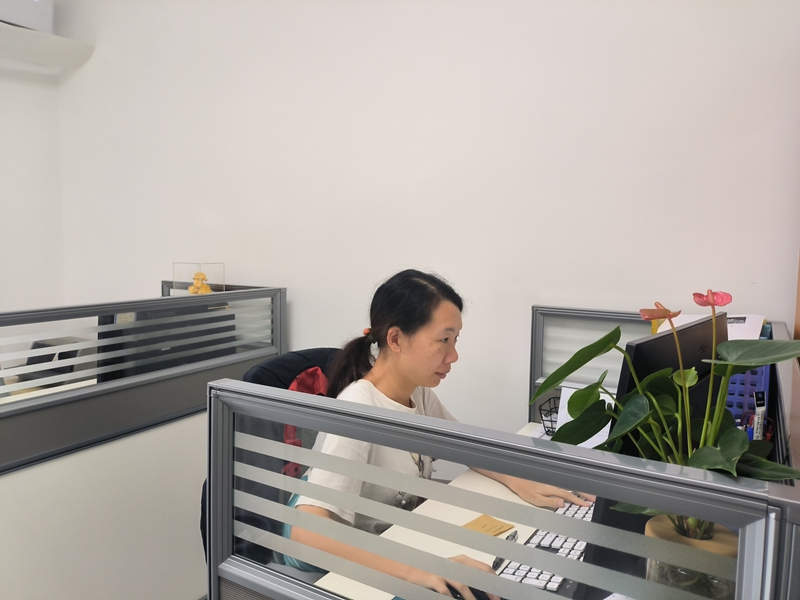 仓库出纳
